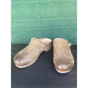 Dansko sz 40 nubuck clog NWOT